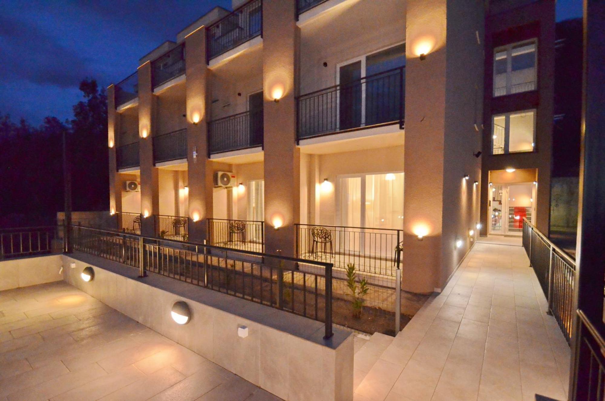 Residence Spa Apartments Dub Kotor Exterior foto